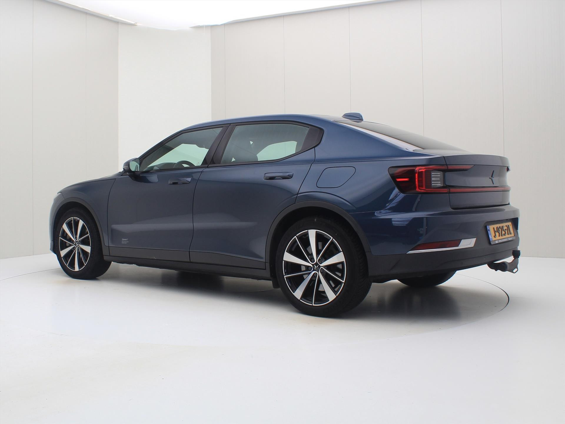 Hoofdafbeelding Polestar 2