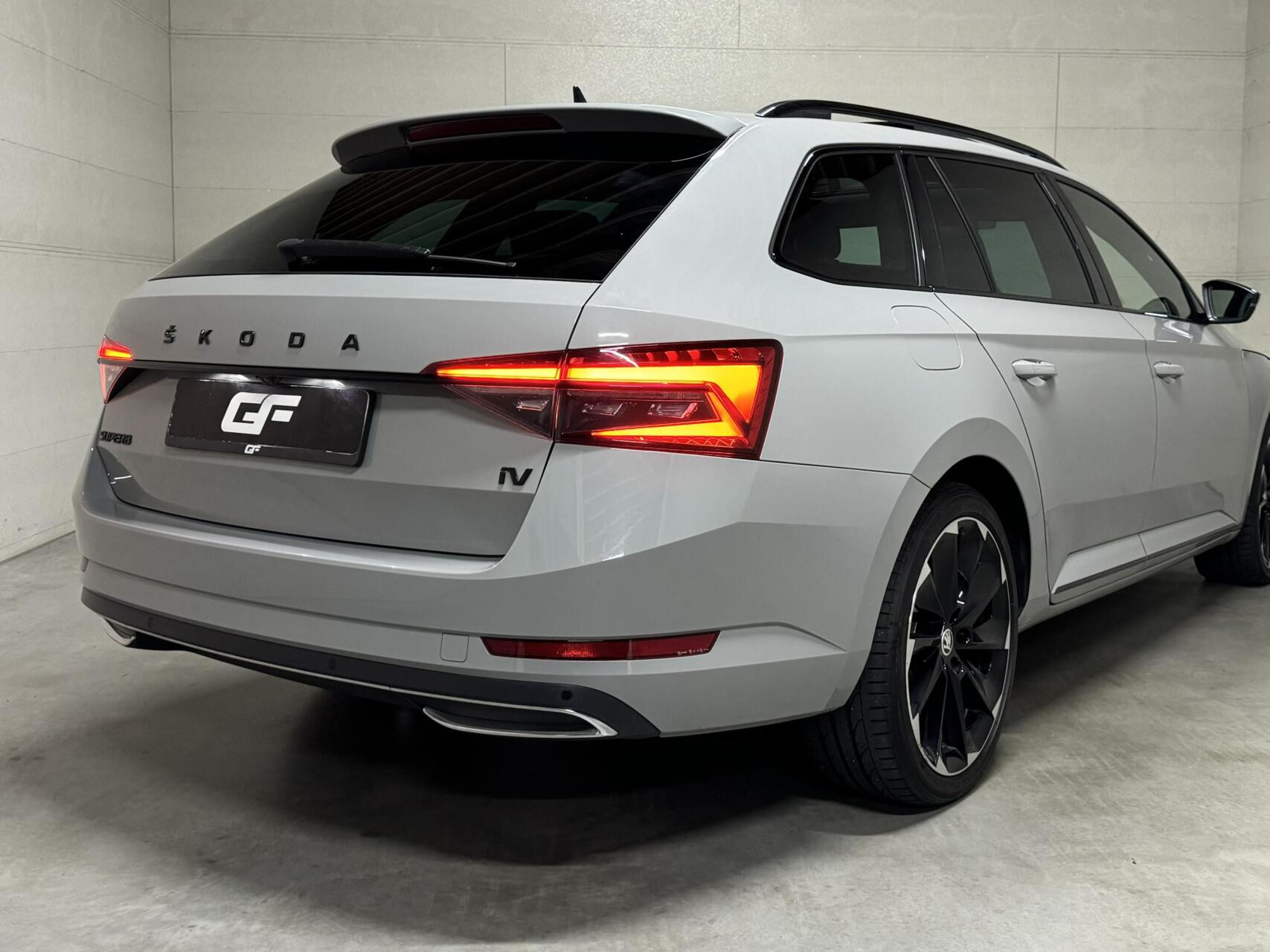 Hoofdafbeelding Škoda Superb