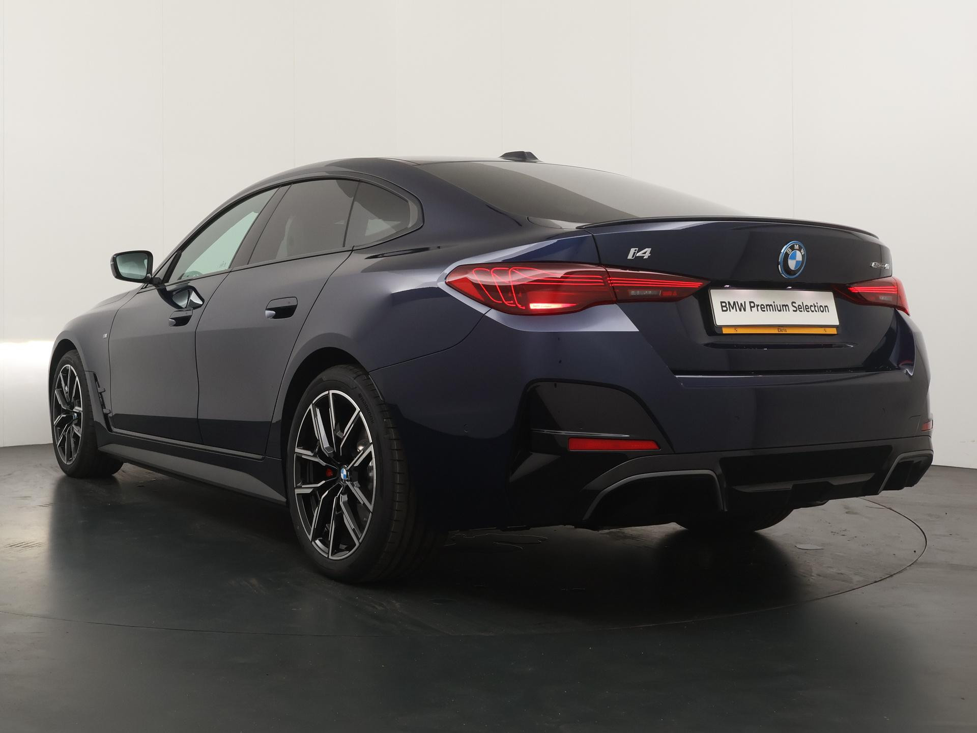 Hoofdafbeelding BMW i4