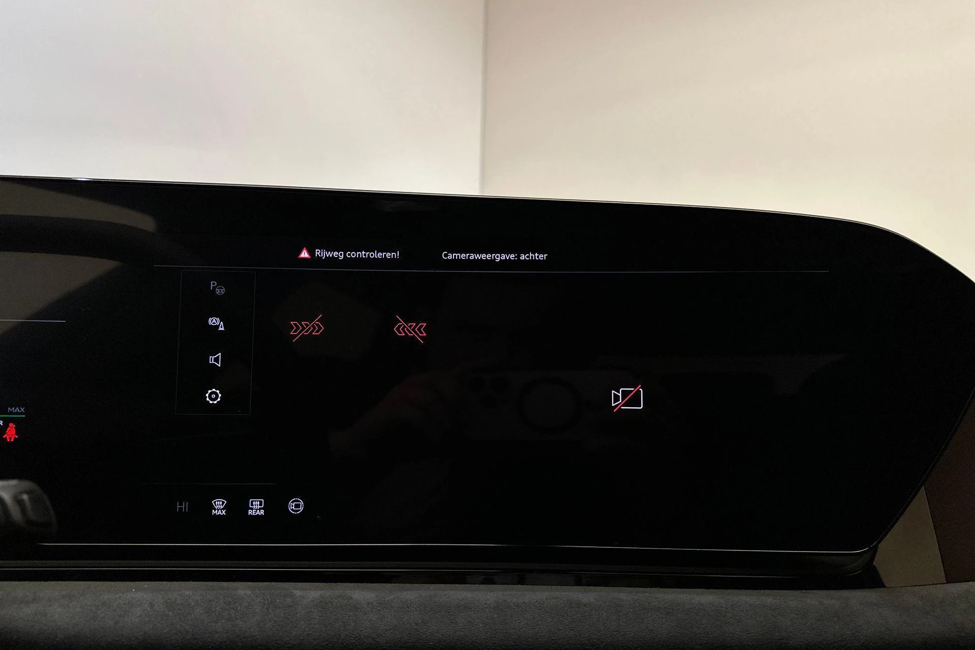 Hoofdafbeelding Audi A6 Avant e-tron