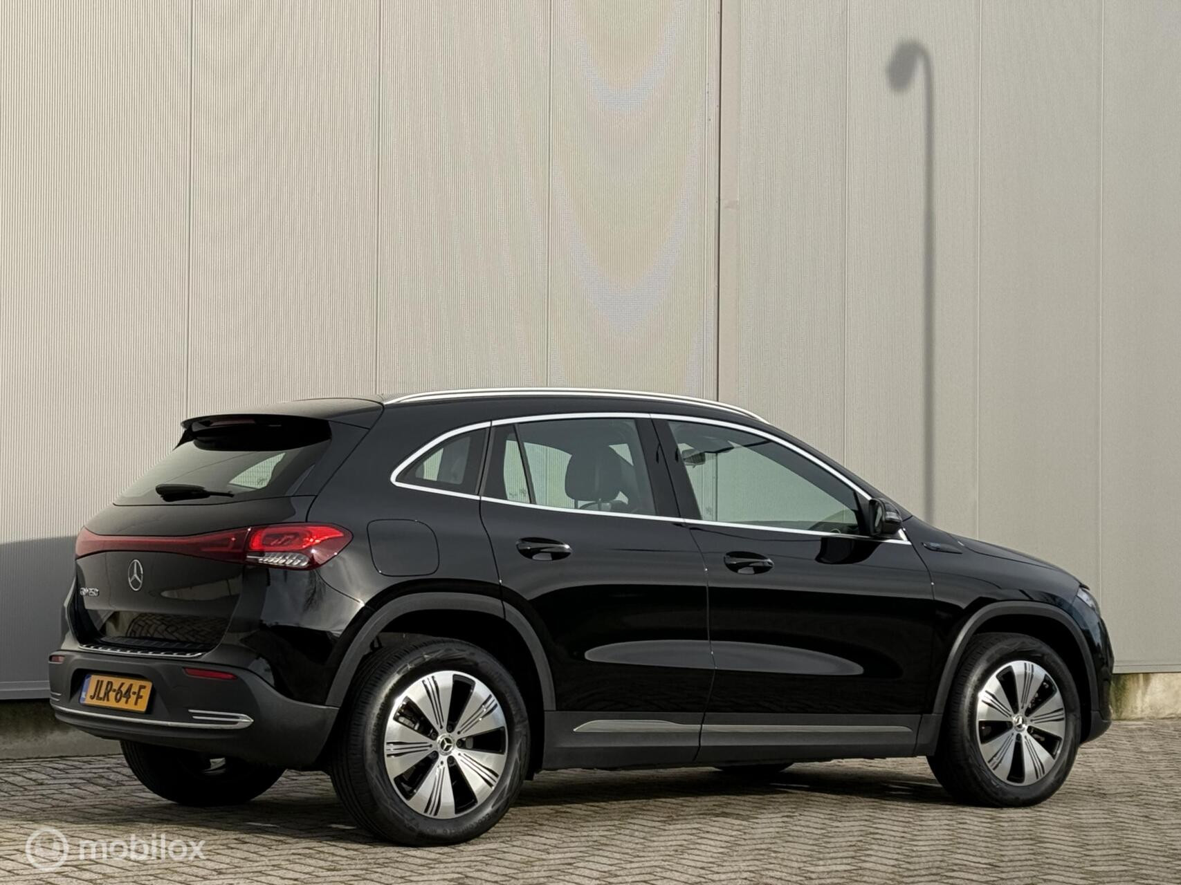 Hoofdafbeelding Mercedes-Benz EQA