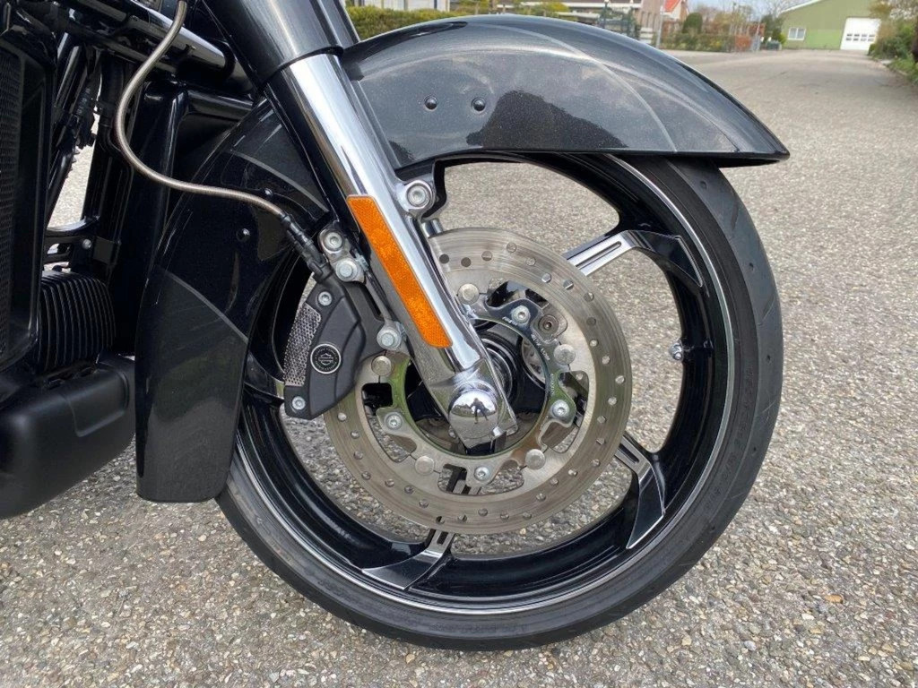 Hoofdafbeelding Harley-Davidson Street Glide