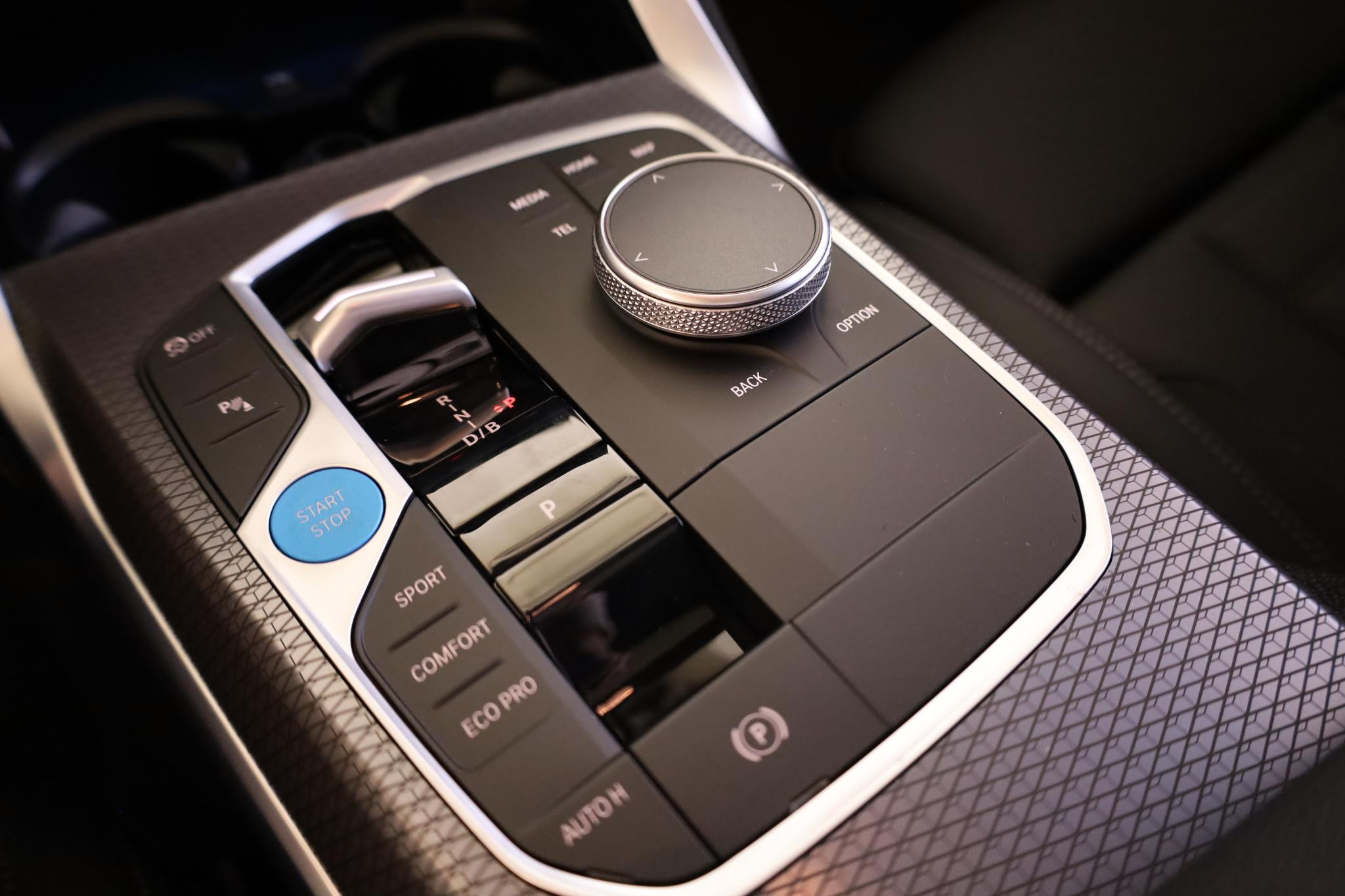 Hoofdafbeelding BMW i4