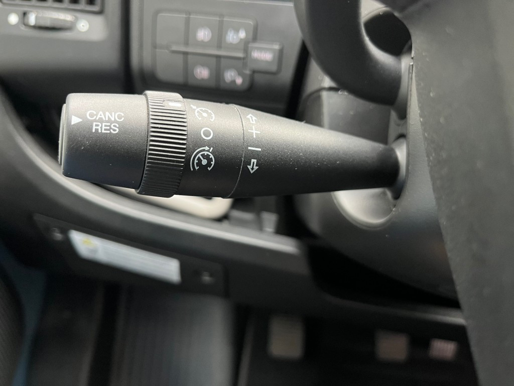 Hoofdafbeelding Pössl Globecar 640 Enkele Bedden Zopnnepaneel