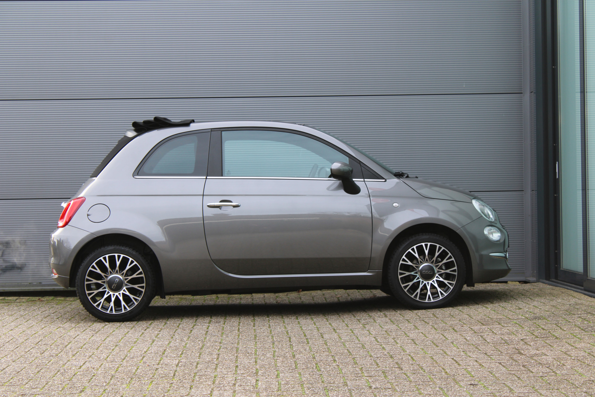 Hoofdafbeelding Fiat 500C