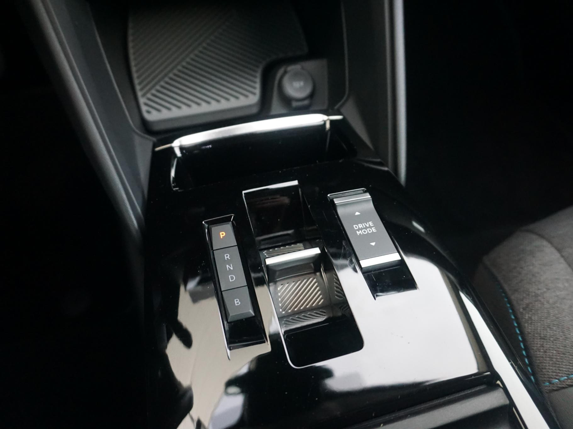 Hoofdafbeelding Citroën ë-C4