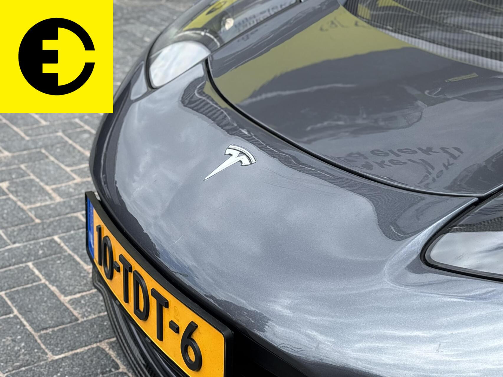 Hoofdafbeelding Tesla Roadster