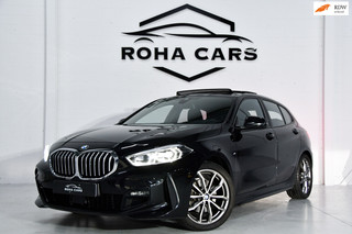 BMW 1-serie 118i High Executive, Pano, Sfeerverlichting, Applecarplay