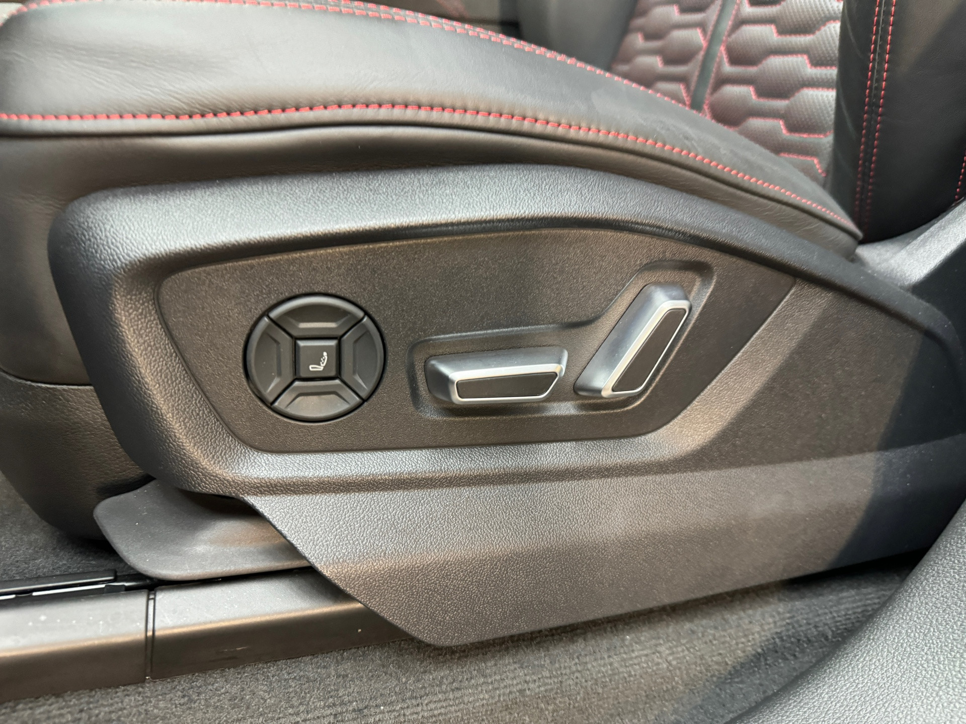 Hoofdafbeelding Audi RSQ8