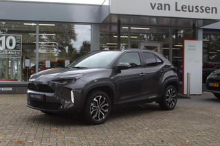 Toyota Yaris Cross 1.5 Hybrid 115 FIRST EDITION KEYLESS LED DAB STUUR-VOORRUIT&STOELVERW. 17"LM-VELGEN AD-CRUISE