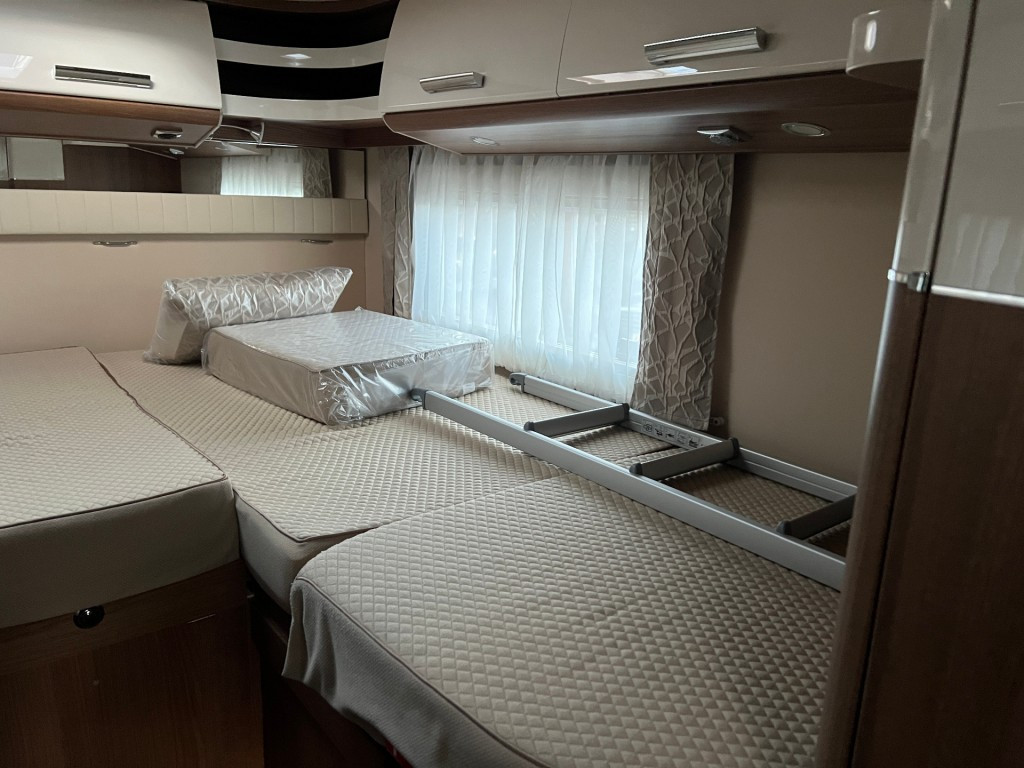 Hoofdafbeelding Carthago Carthago C-compactline I 143 Le