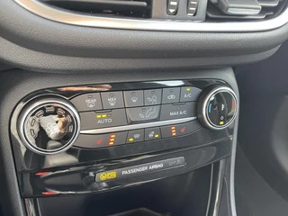 Ford Puma Ford Puma 1.0 EcoBoost Hybrid Titanium 125pk | Winterpack | Climate control | Achteruitrijcamera | Navigatie - afbeelding nr 33
