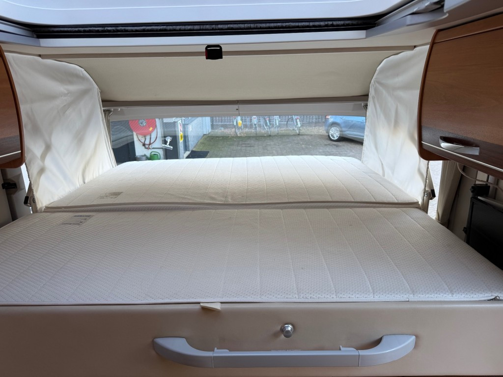 Hoofdafbeelding Hymer Exsis  562 Silverline