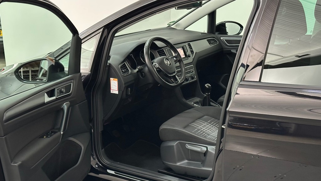Hoofdafbeelding Volkswagen Golf Sportsvan