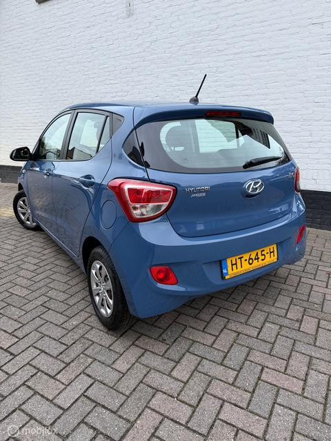 Hoofdafbeelding Hyundai i10
