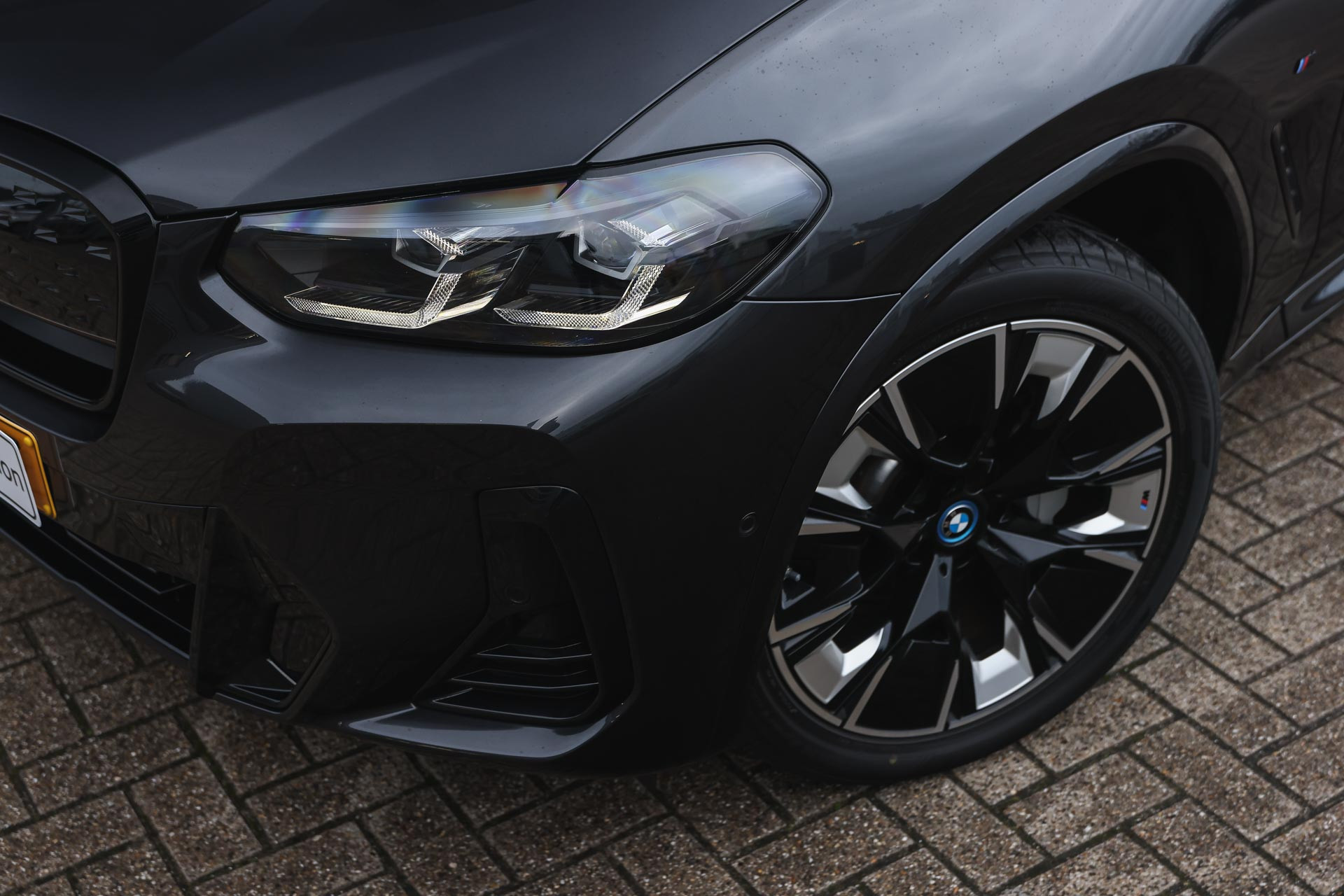 Hoofdafbeelding BMW iX3