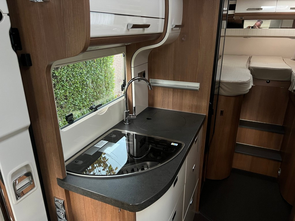 Hoofdafbeelding Carthago Carthago C-compactline I 143 Le