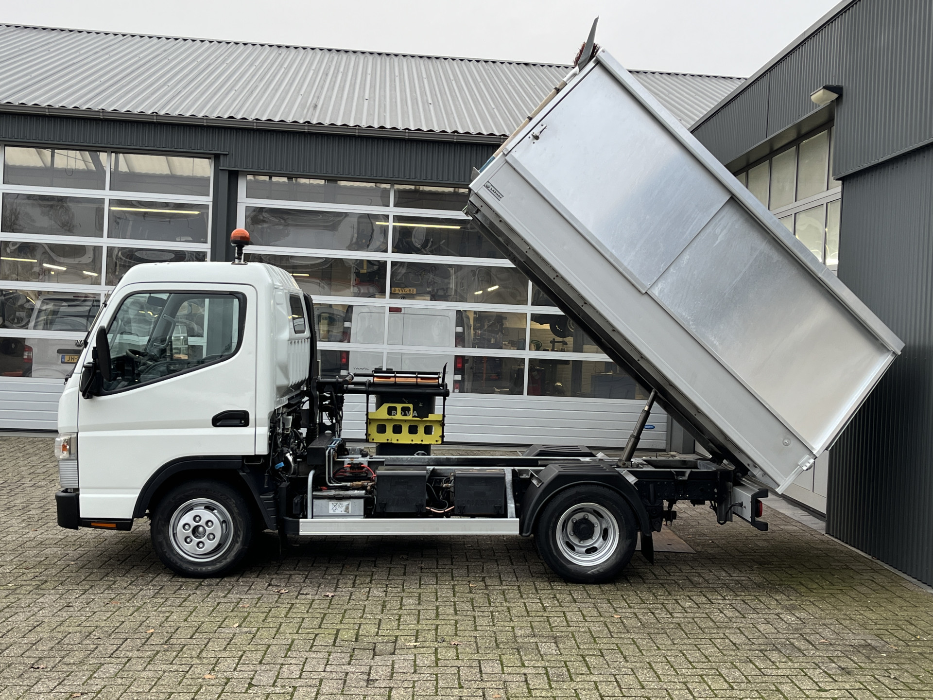Hoofdafbeelding Mitsubishi Canter