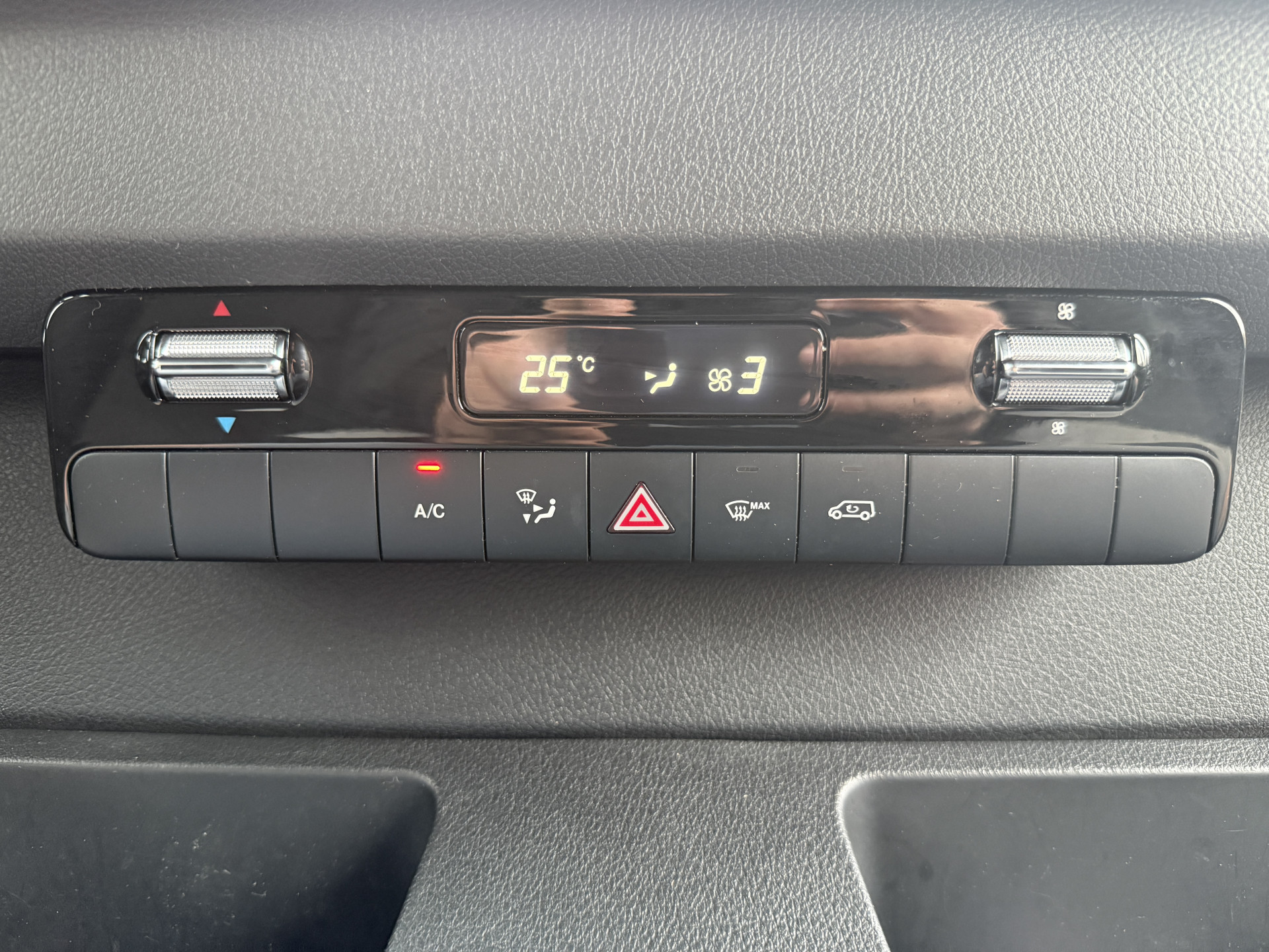 Hoofdafbeelding Mercedes-Benz eSprinter