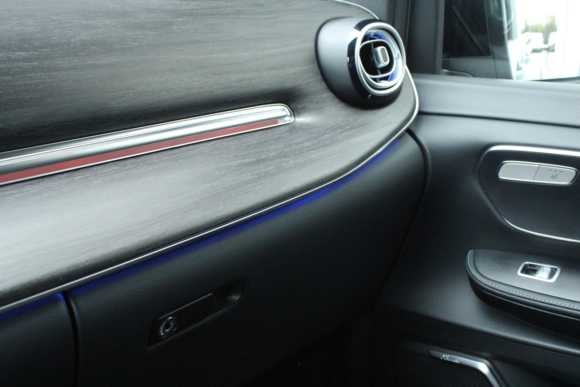 Hoofdafbeelding Mercedes-Benz EQV