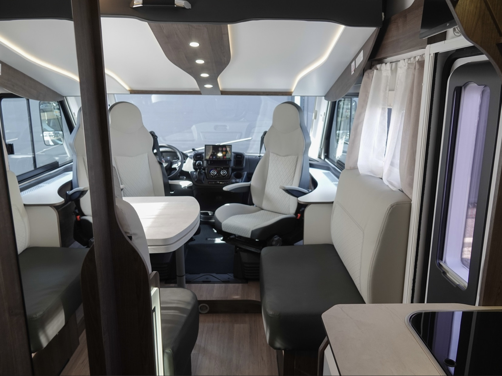 Hoofdafbeelding Benimar Amphitryon