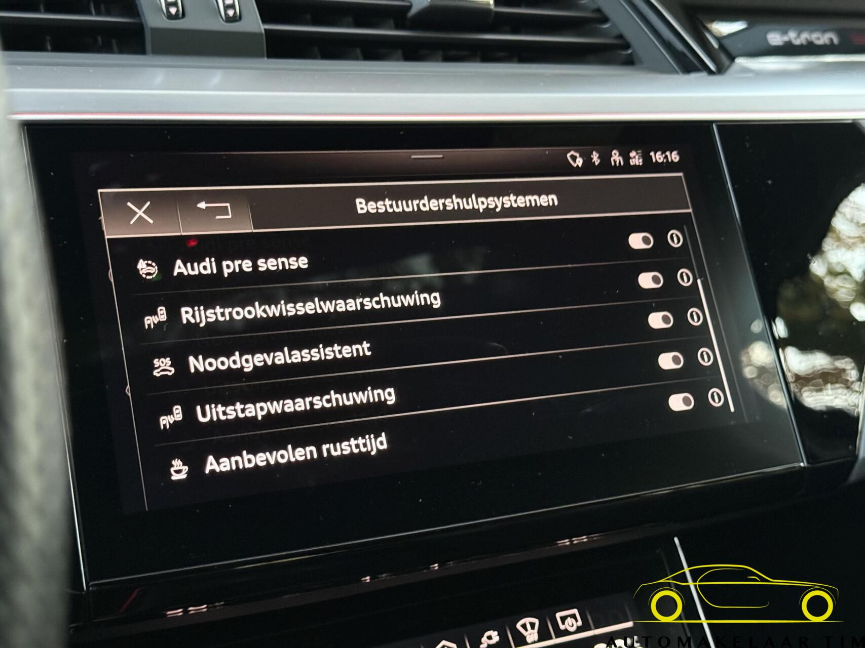 Hoofdafbeelding Audi e-tron