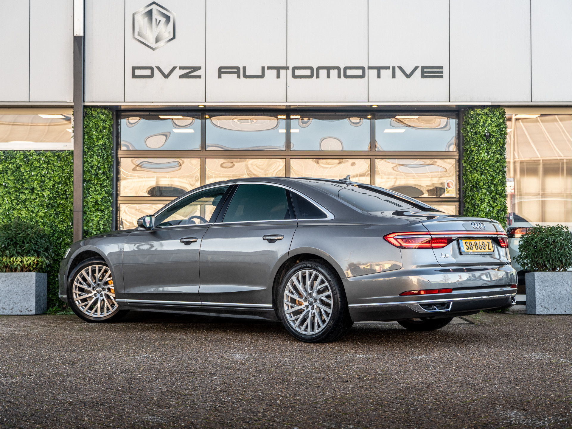 Hoofdafbeelding Audi A8