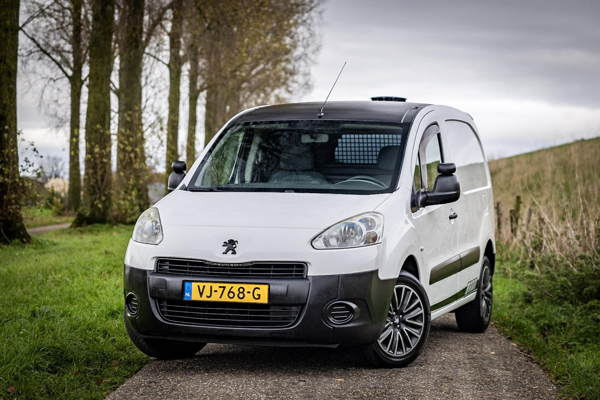 Hoofdafbeelding Peugeot Partner