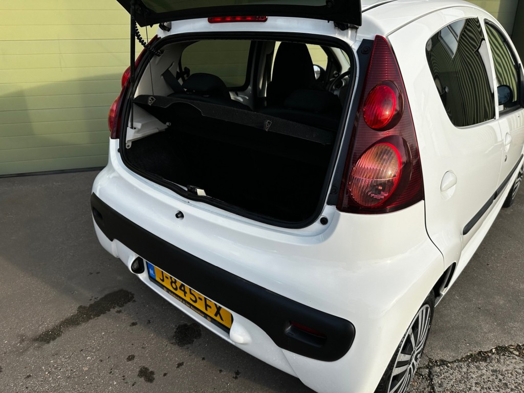 Hoofdafbeelding Peugeot 107