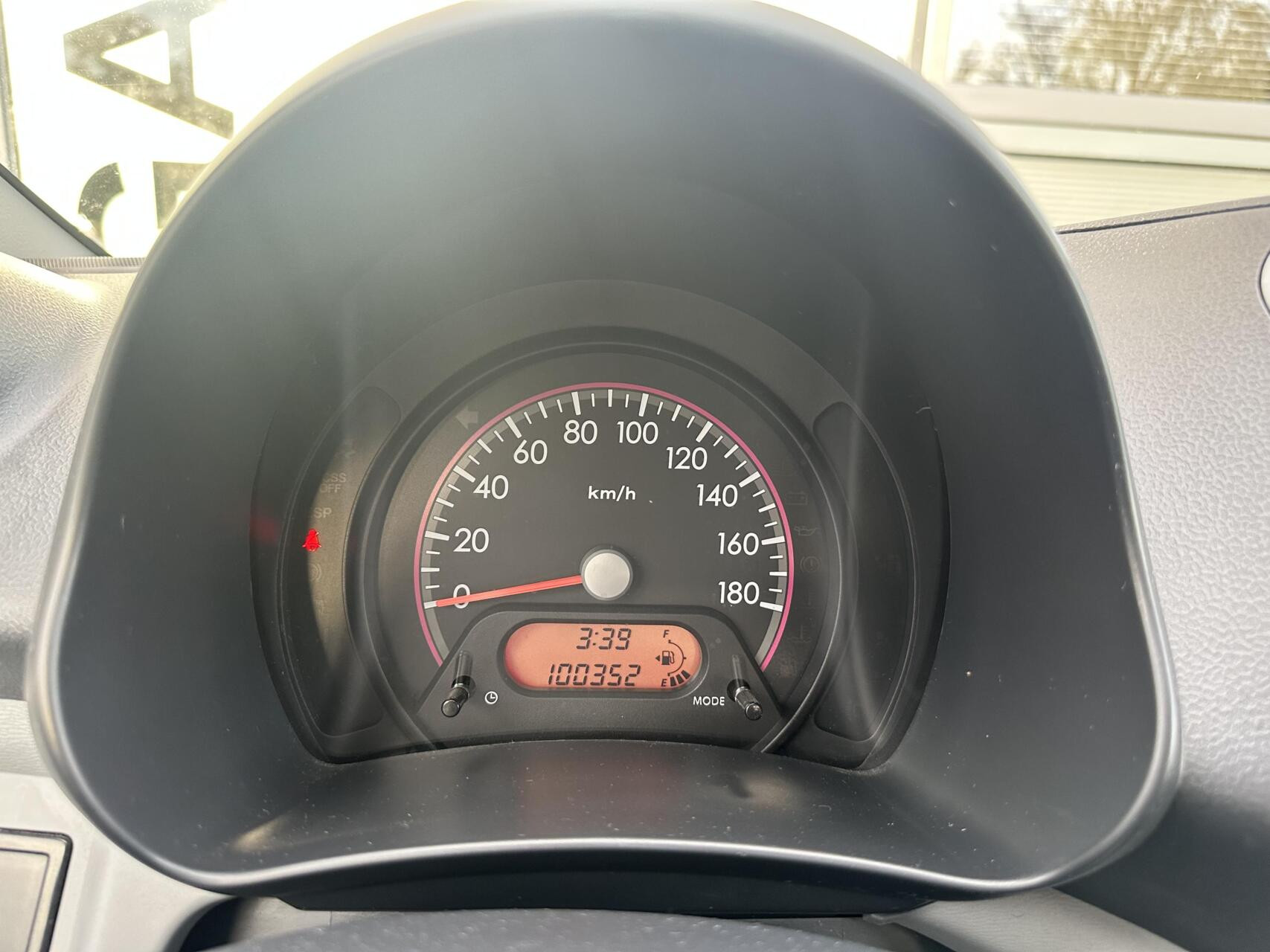 Hoofdafbeelding Nissan Pixo