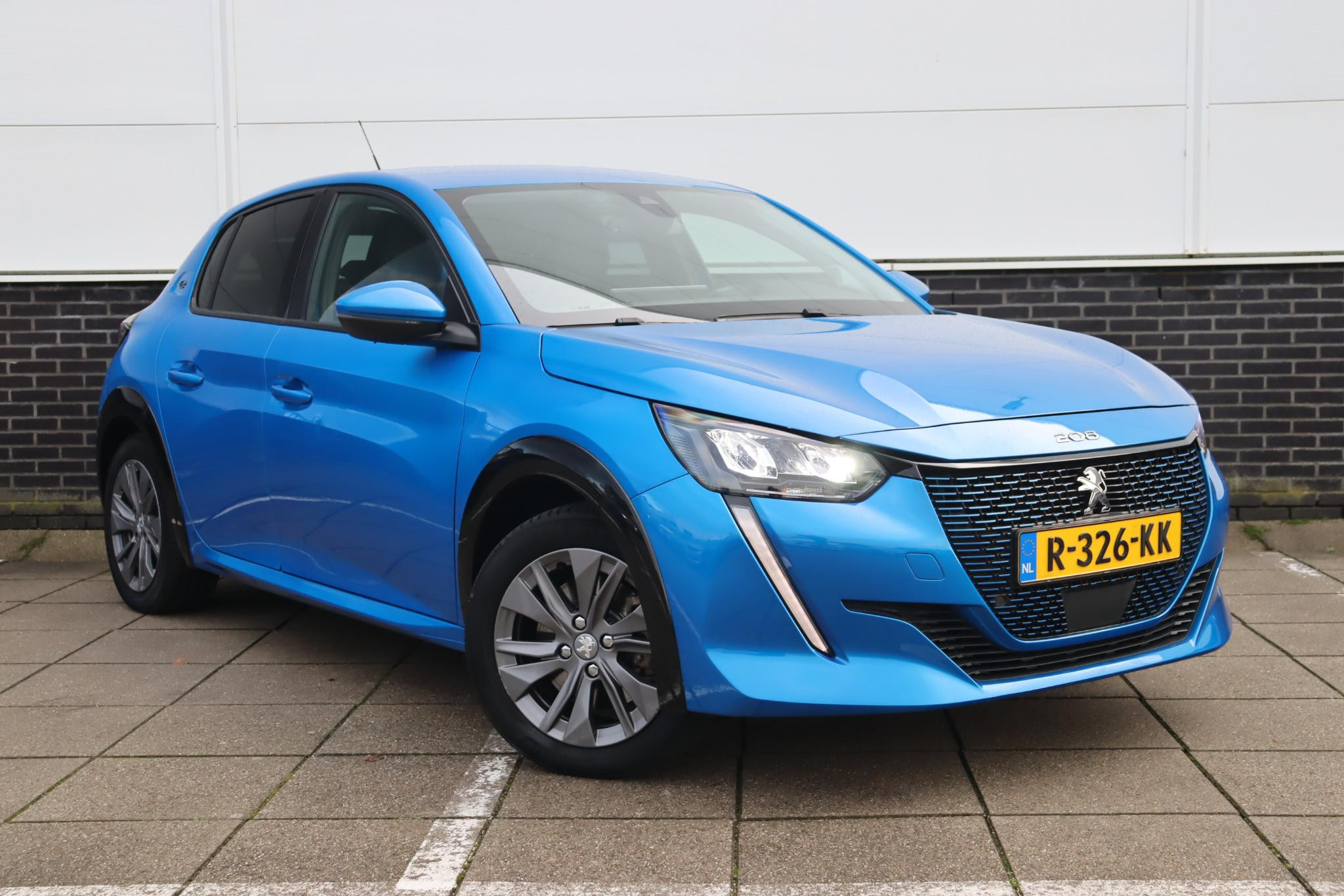 Hoofdafbeelding Peugeot e-208