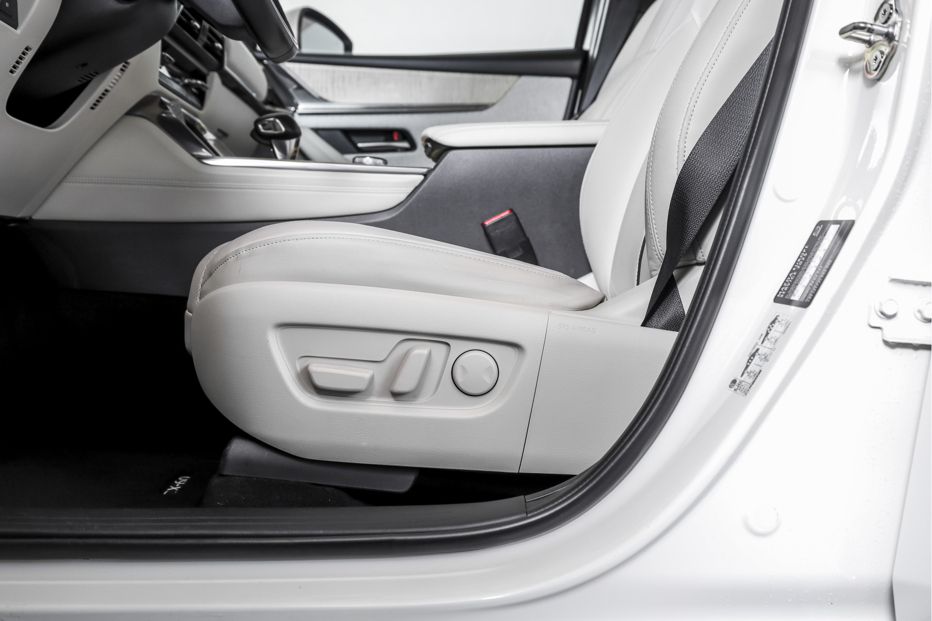 Hoofdafbeelding Mazda CX-60