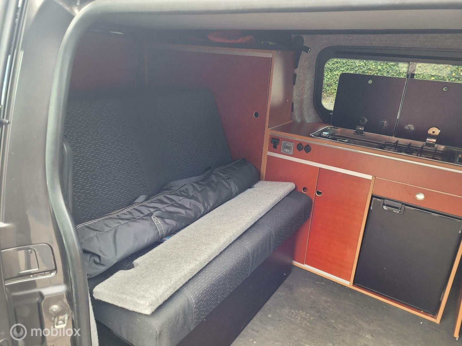 Hoofdafbeelding Peugeot buscamper