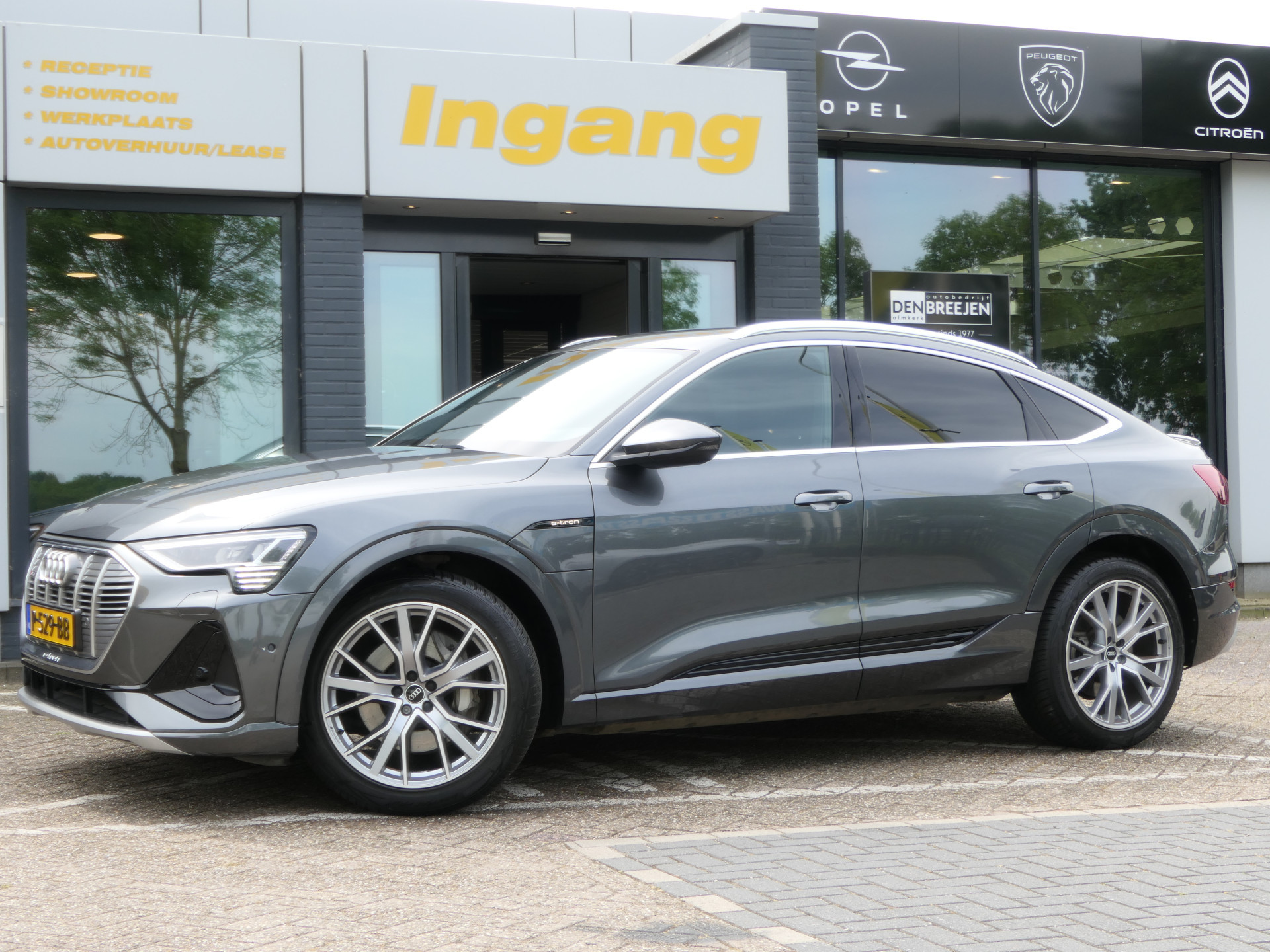 Hoofdafbeelding Audi e-tron