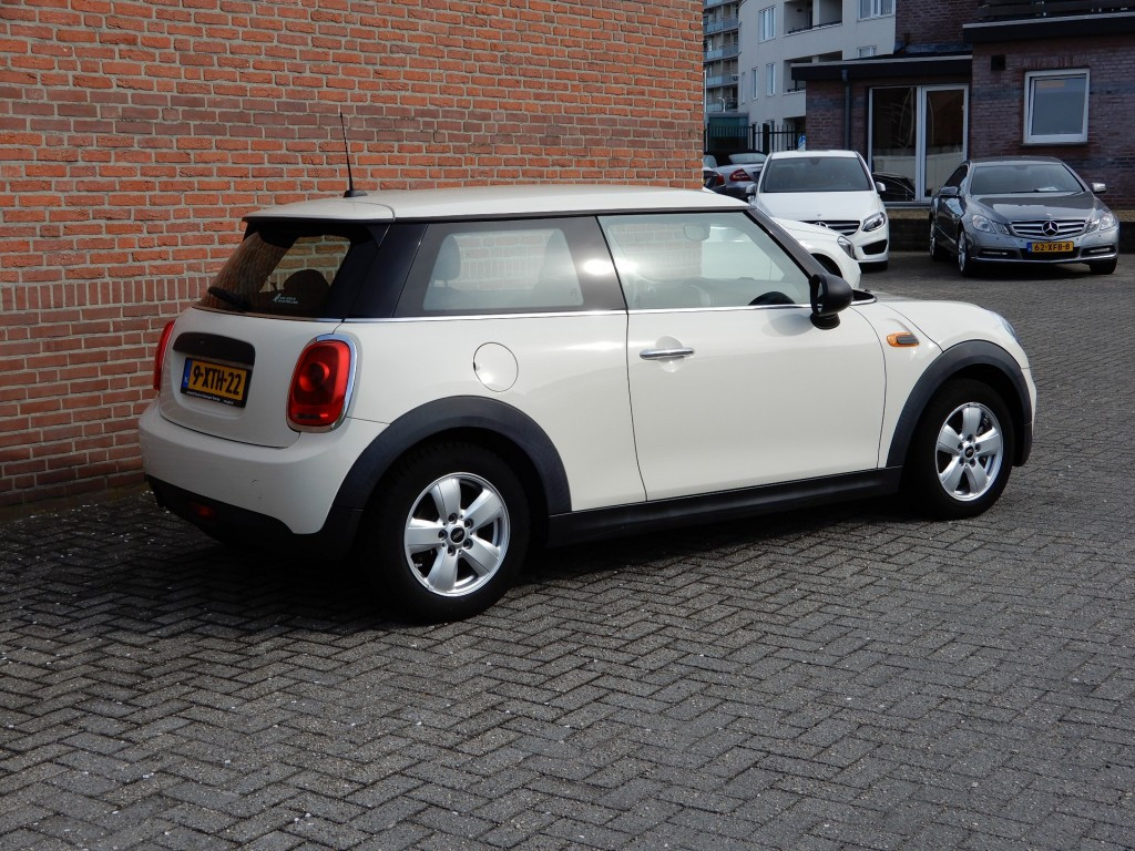 Hoofdafbeelding MINI One