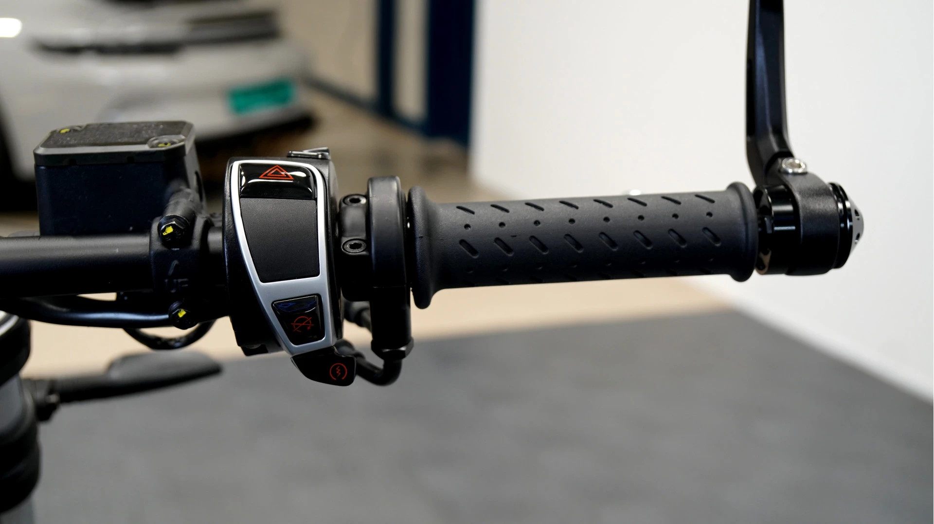 Hoofdafbeelding Moto Guzzi V9