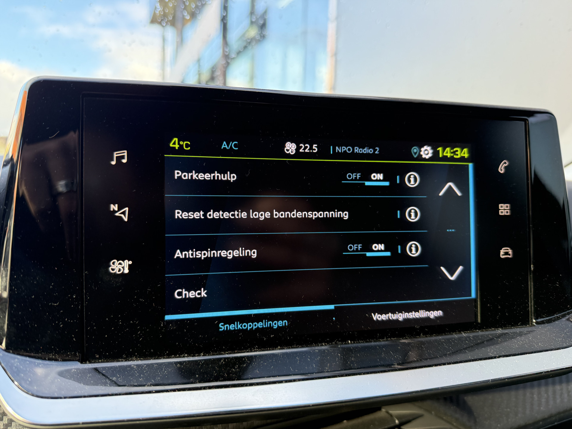 Hoofdafbeelding Peugeot e-208