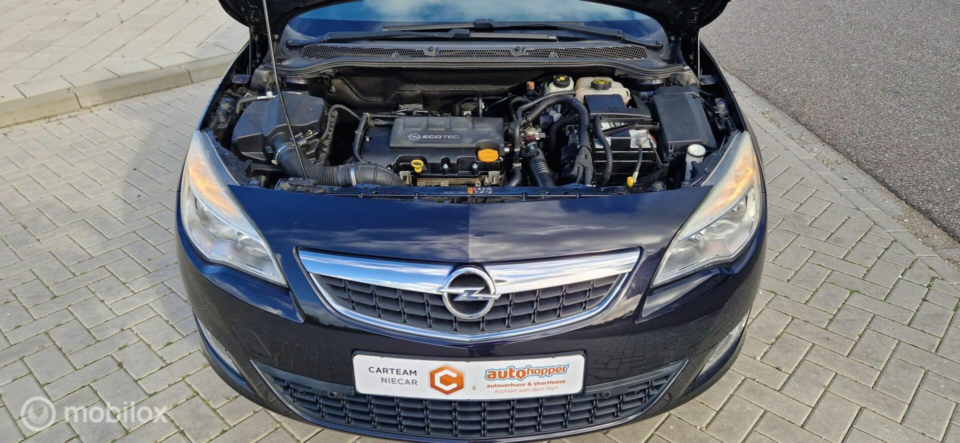 Hoofdafbeelding Opel Astra