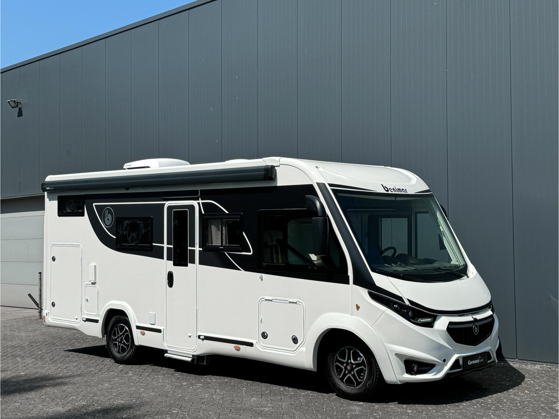 Hoofdafbeelding Benimar Amphitryon