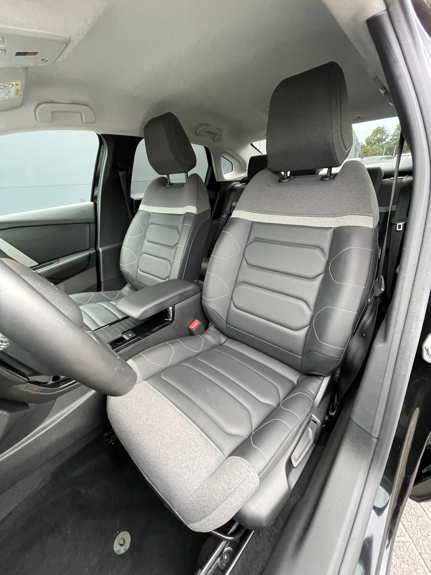 Hoofdafbeelding Citroën C4 X