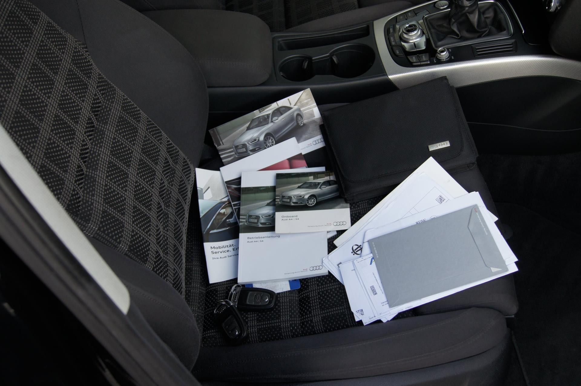 Hoofdafbeelding Audi A4