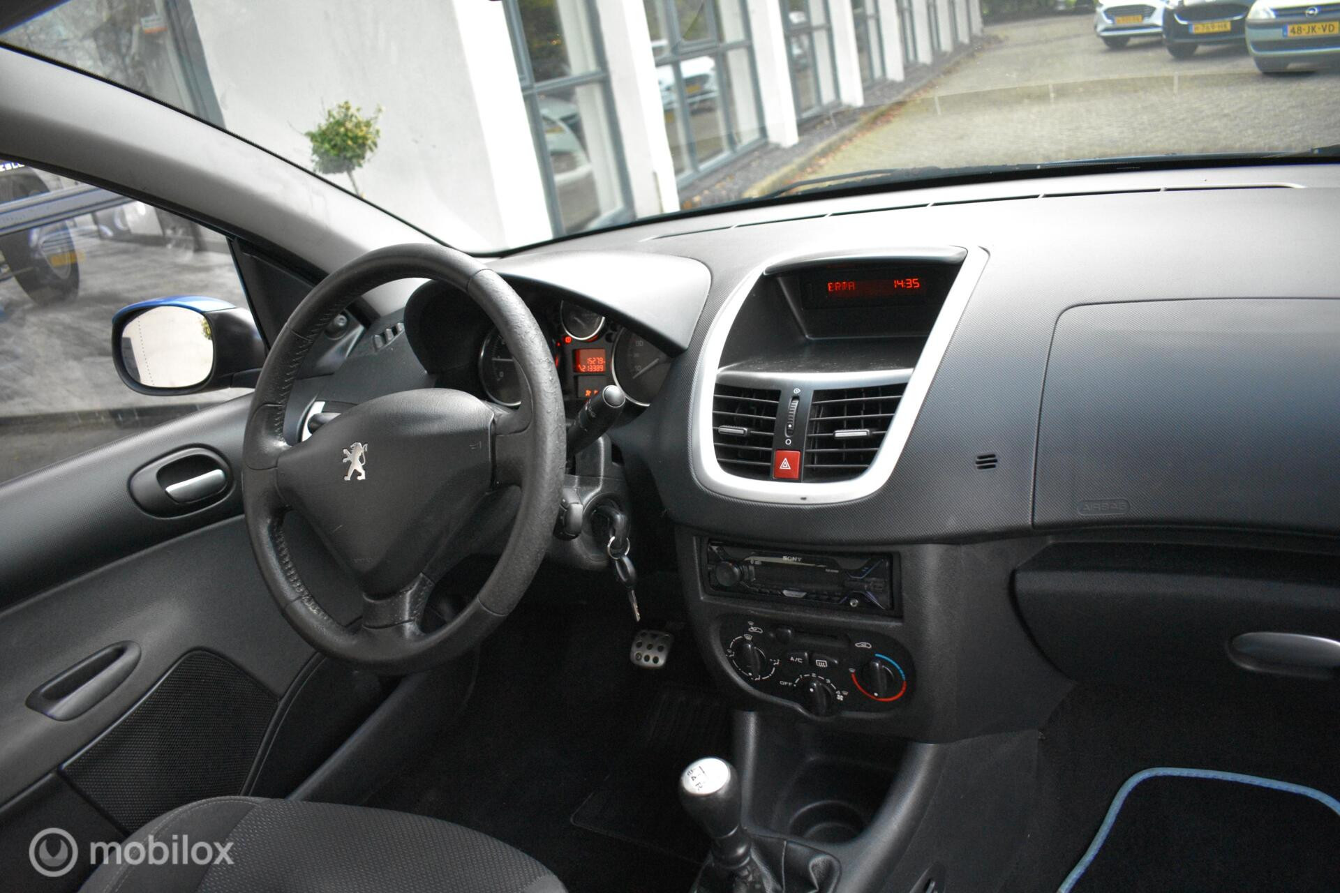 Hoofdafbeelding Peugeot 206