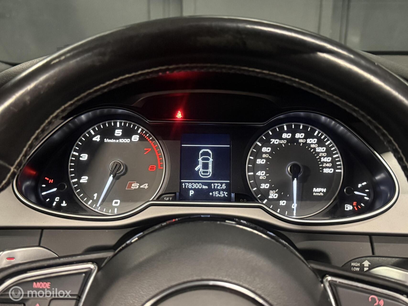 Hoofdafbeelding Audi S4