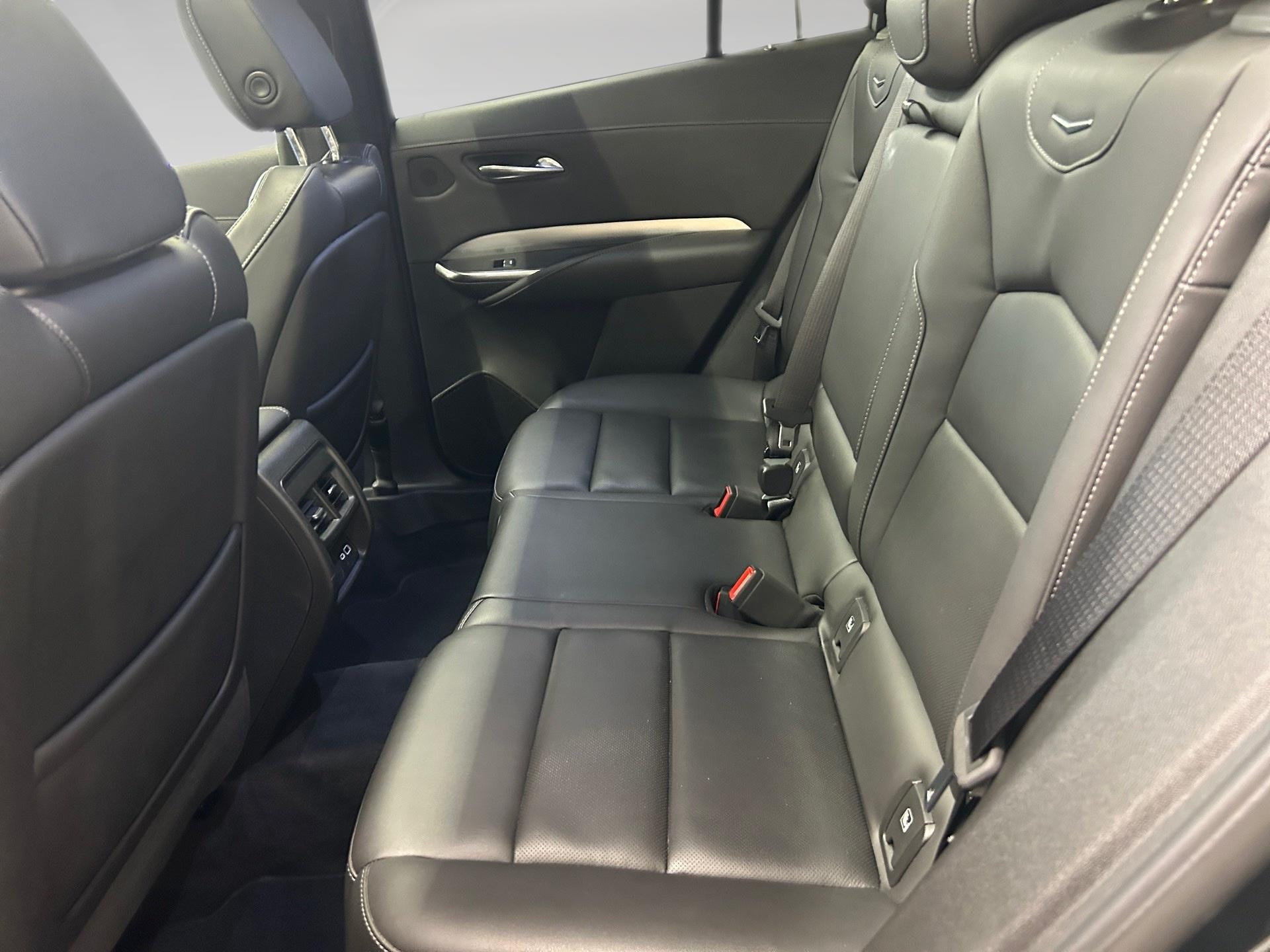 Cadillac-XT4-image-16