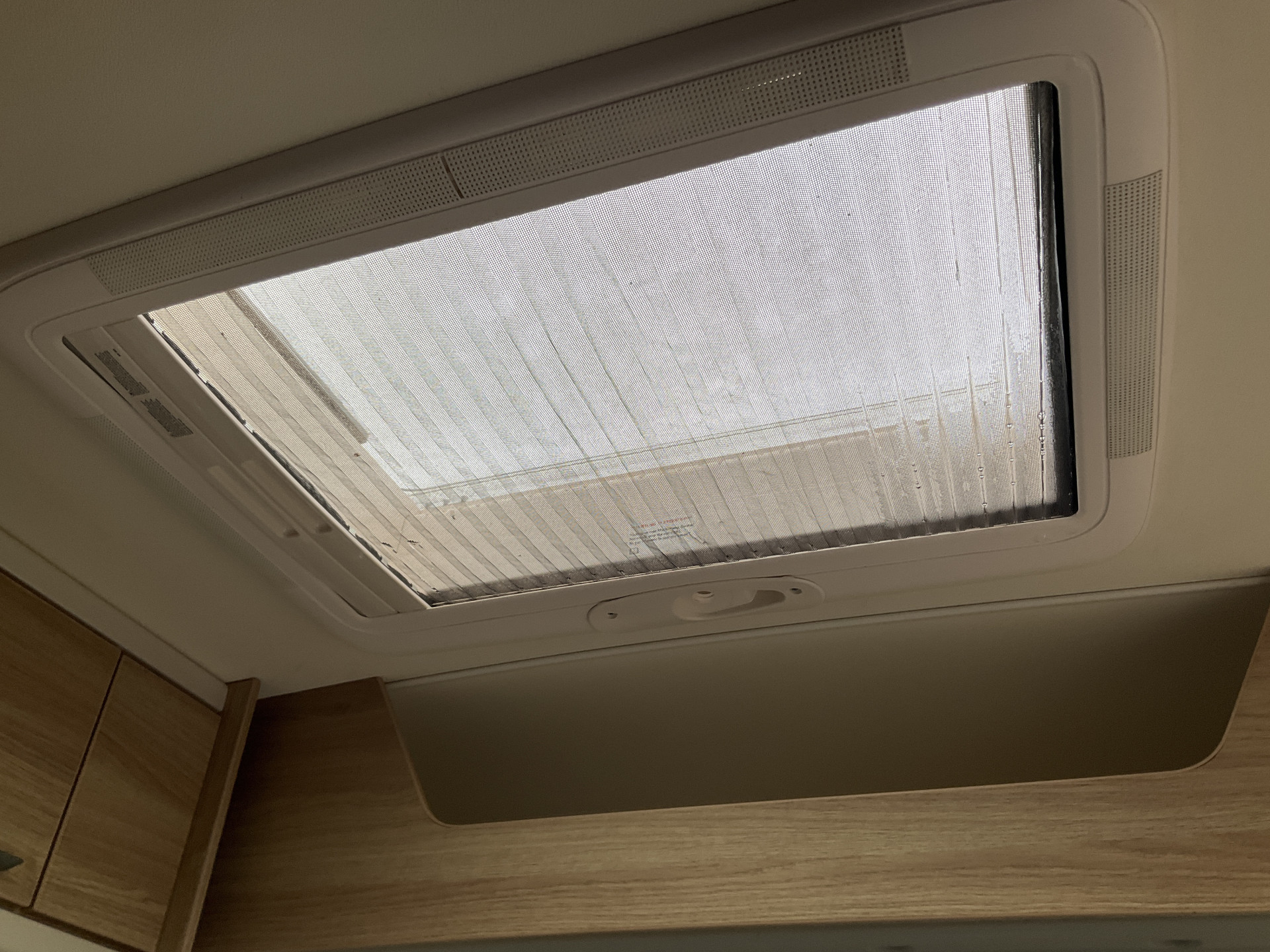 Hoofdafbeelding Knaus R07