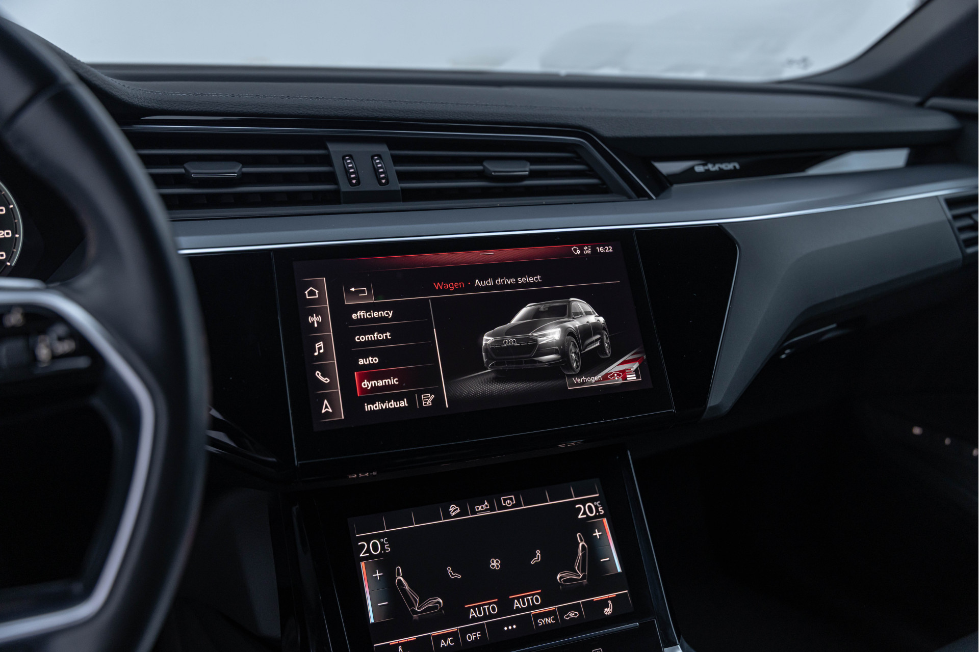 Hoofdafbeelding Audi e-tron