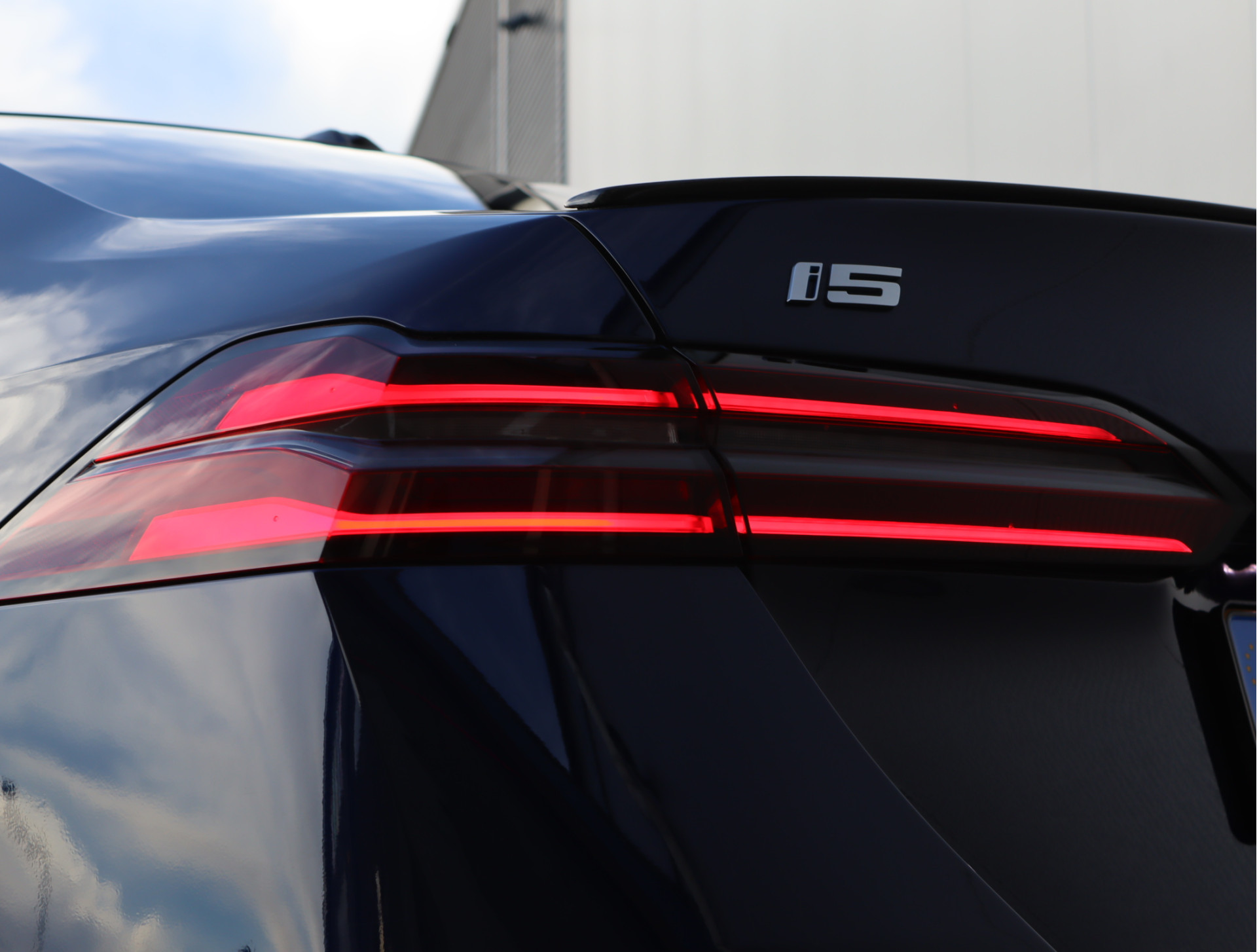 Hoofdafbeelding BMW i5