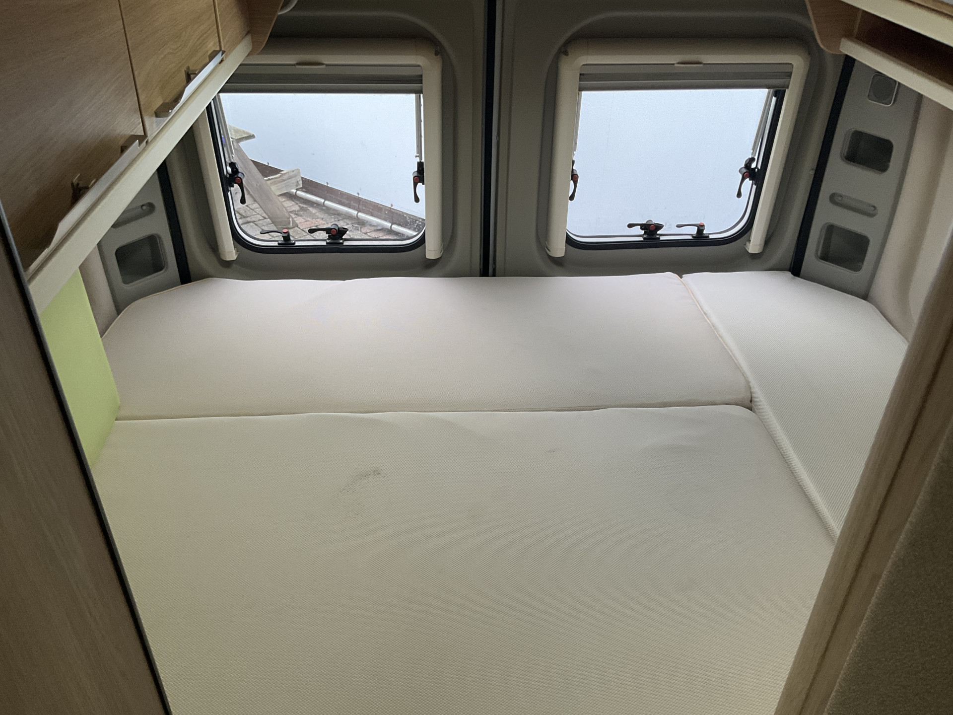 Hoofdafbeelding Knaus R07