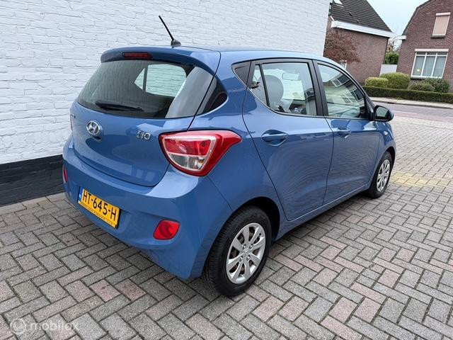 Hoofdafbeelding Hyundai i10