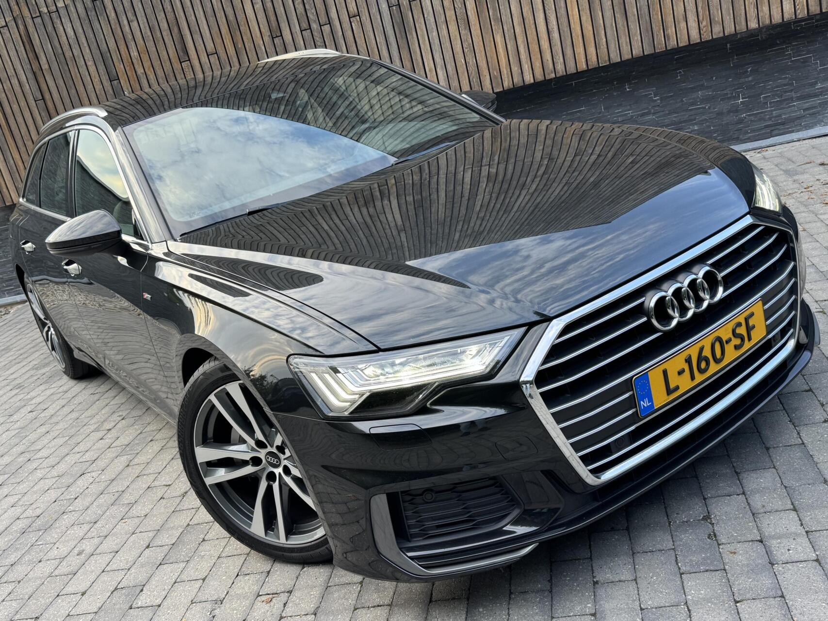 Hoofdafbeelding Audi A6